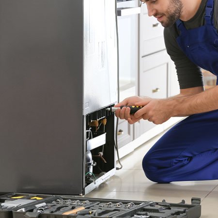 Magalia-Appliance-Repair-Men-image_11